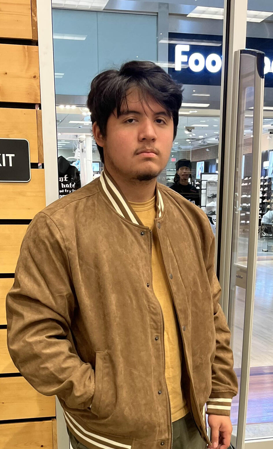 ISAAC PABON CREATIVE ADVISOR they/he