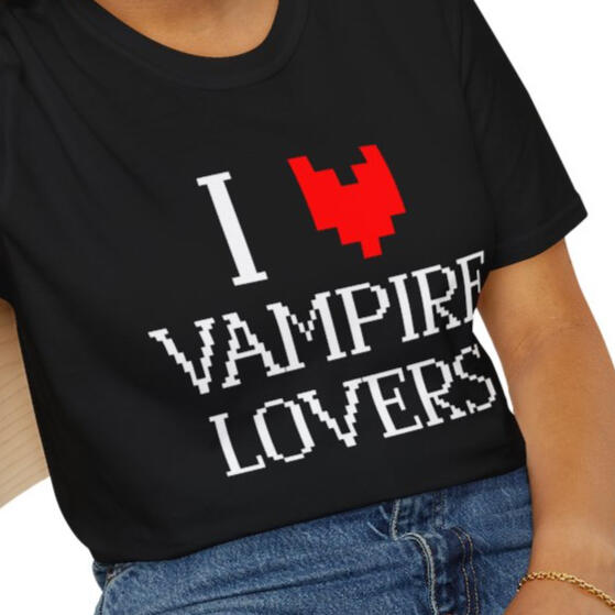 VAMPIRE LOVERS T-SHIRT